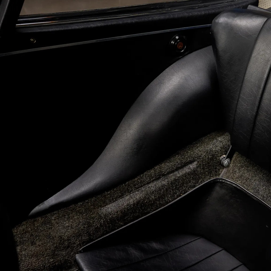 1965-68 Porsche 912 Coupe Rear Quarter Panel Retrim Kit