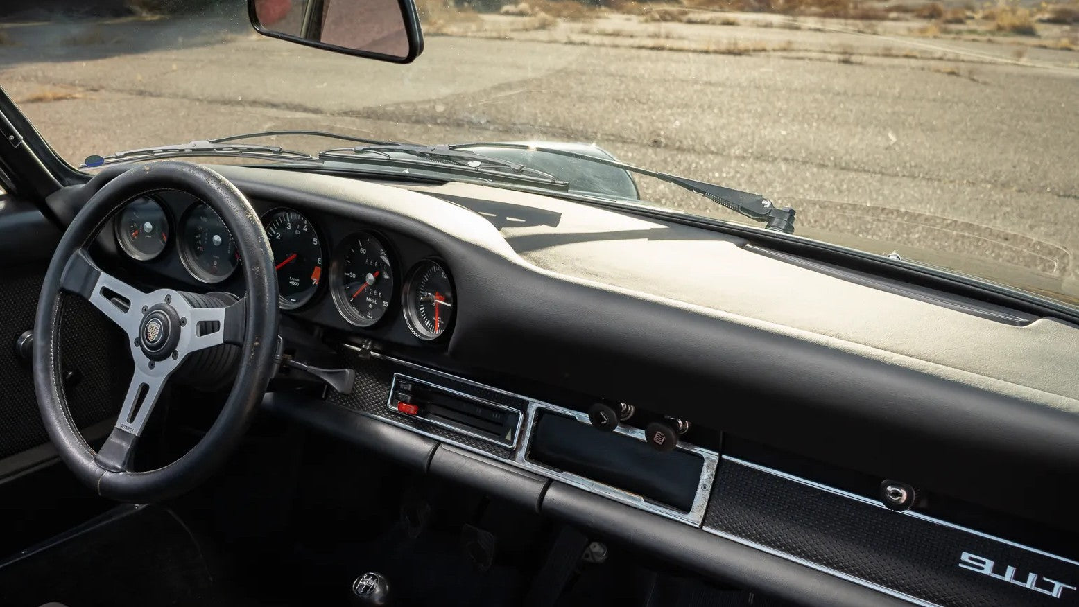 1968-71 Porsche 911 With Ashtray Dash Recover Kit – Newark Auto