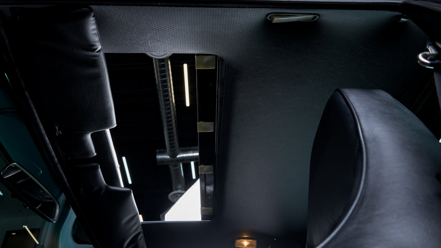 1965-89 Porsche 911 Coupe With Sunroof Headliner